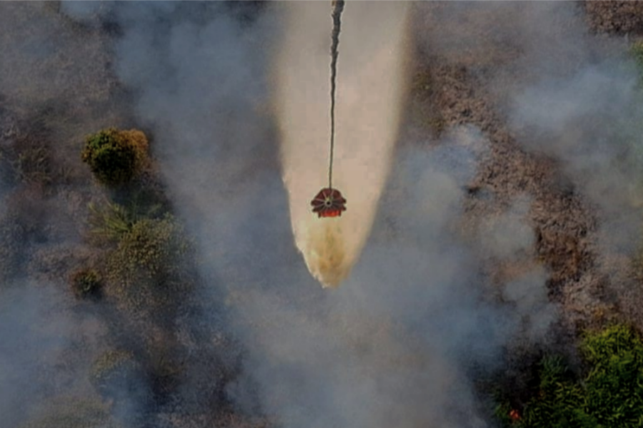 3,19 Juta Liter Air Ditumpahkan Helikopter Water Bombing di Lokasi Karhutla