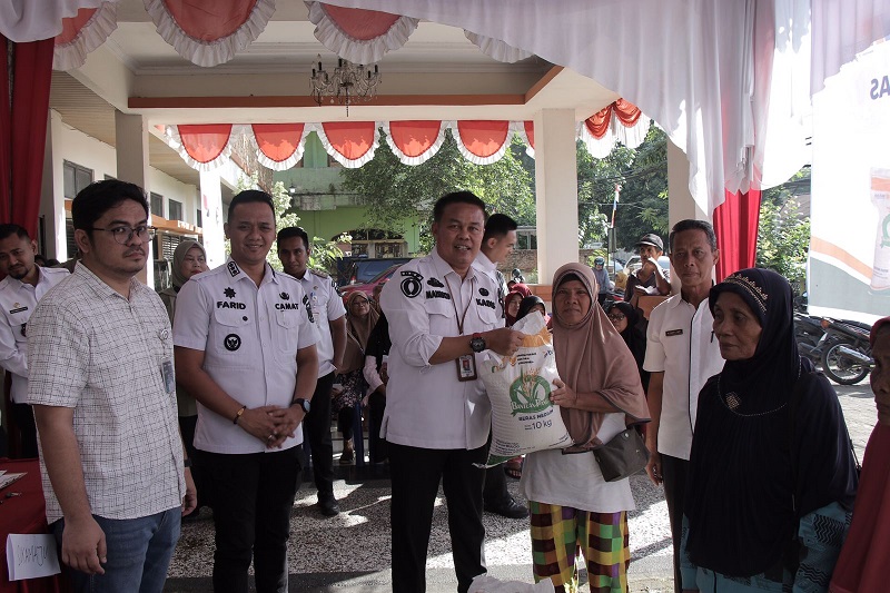 Kepala DKP Pekanbaru  Monitoring Penyaluran Bantuan Pangan Beras di Sail