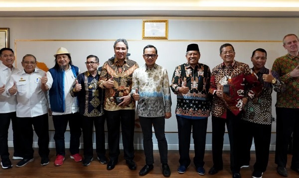 Bupati Siak Alfedri Bahas Program Kerja JKPI Bersama Dirjen Kebudayaan