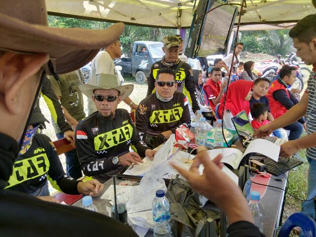 Peserta Enduro JRR 2019 Rohul Kibarkan 'Bendera Putih' Akibat Kecelakaan Taklukan Medan di Cipogas