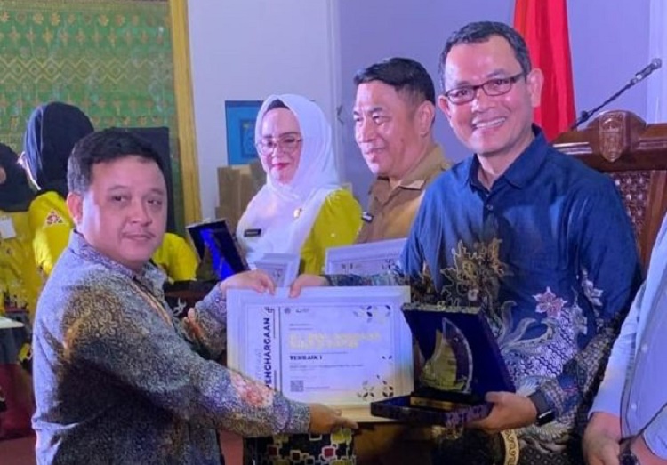 RAPP Terima  Dua Penghargaan di Pelalawan Tax Award 2024