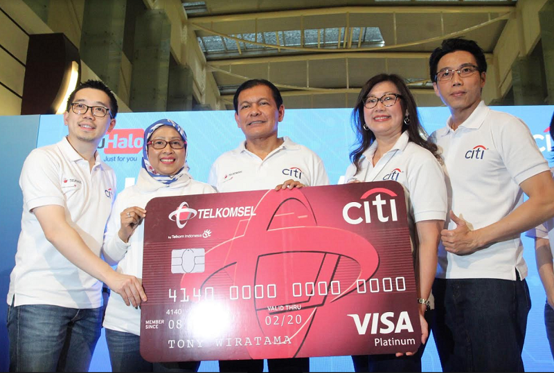 Lewat kampanye 'Live Large', Citibank dan Telkomsel Perkenalkan Citi Telkomsel Credit Card  