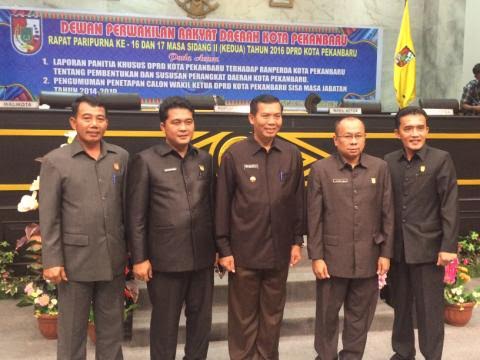 Jhon Romi Sinaga Resmi Jabat Wakil Ketua DPRD Kota Pekanbaru