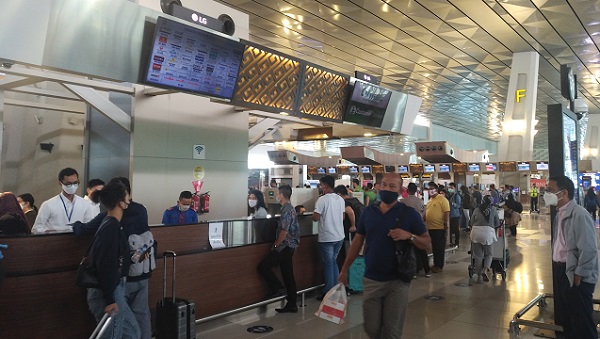 Jelang Natal Tahun Baru, Jumlah Penumpang Pesawat di Bandara SSK II Pekanbaru Naik 30 Persen