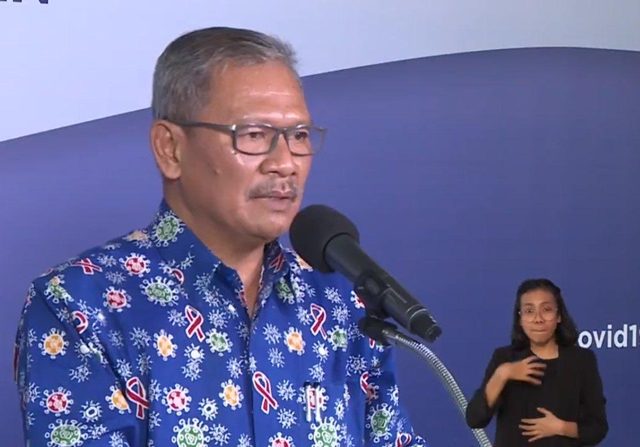 Disorot karena Pakai Batik dengan Motif Seperti Corona, Yuri: Saya pun Lihat Biji Kedondong Kayak Virus Kok!