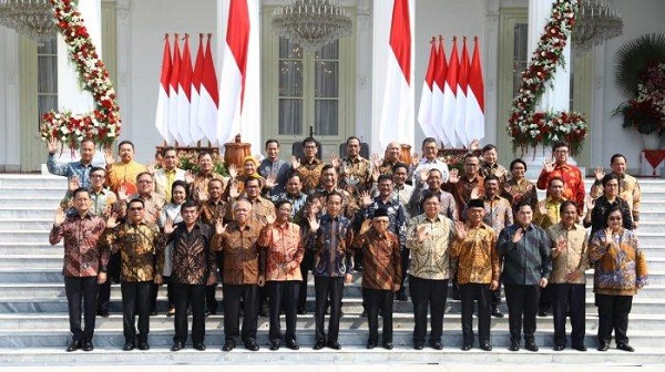 Beredar Isu Reshuffle Kabinet, Nama Risma, Sandiaga, Budi Gunadi  Masuk Bursa, Benarkah?