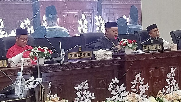 Saat Paripurna DPRD Rohul, Ketua DPRD Rohul Soroti Air Bersih