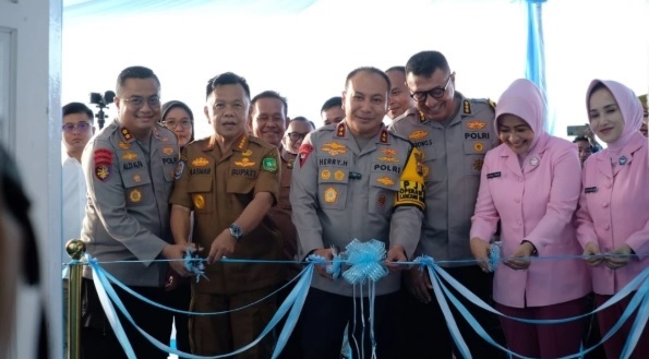 Kapolda Riau Resmikan Dapur SPPG Polres  Kepulauan Meranti