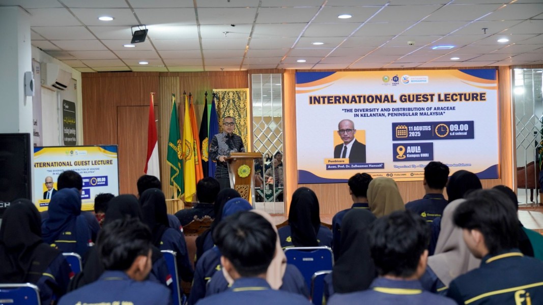 Prodi Fisika UMRI Gelar Kuliah Pakar Internasional Bersama UMK