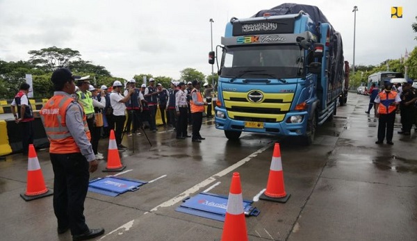 BPTD Riau Kepri Tilang 408 Unit Kendaraan Truk ODOL, 209 Unit Langsung Dinormalisasi