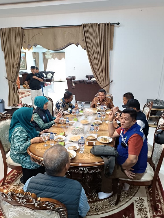 Ketua TP PKK Rohil Silaturahmi ke Pemkab Agam, Ada Pesan Penting yang Dibawa
