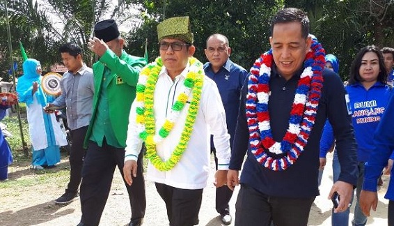 Ketua Demokrat dan Calon Wakil Gubernur Riau Kampanye Di Rokan Hilir