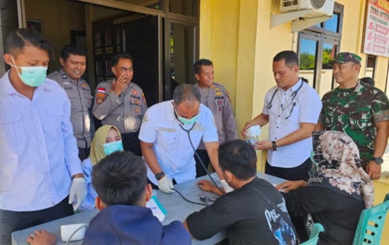 Speed Boat  Bocor,  31 Pekerja Migran Ilegal dari Malaysia  Nyaris Tenggelam di Rupat Utara