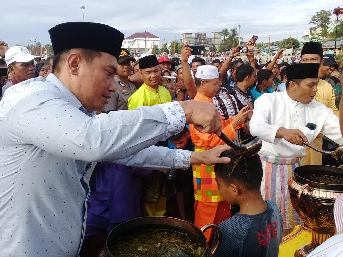 Bupati Suparman: Mari Bersihkan Diri Menjelang Puasa.
