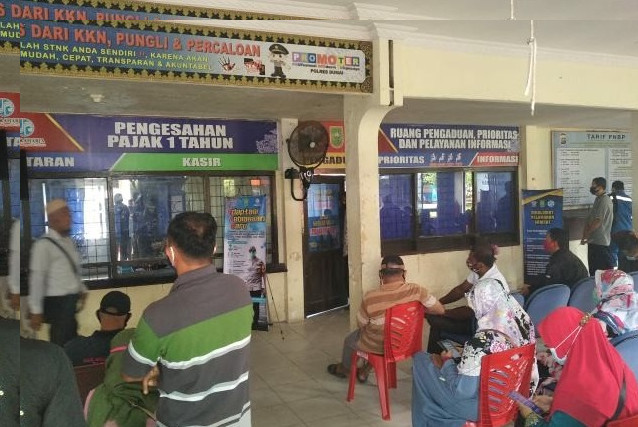 WOW! 47.966 Pemilik Kendaraan di Riau Ajukan Permohonan Pemutihan Denda Pajak Kendaraan Dalam Sepekan