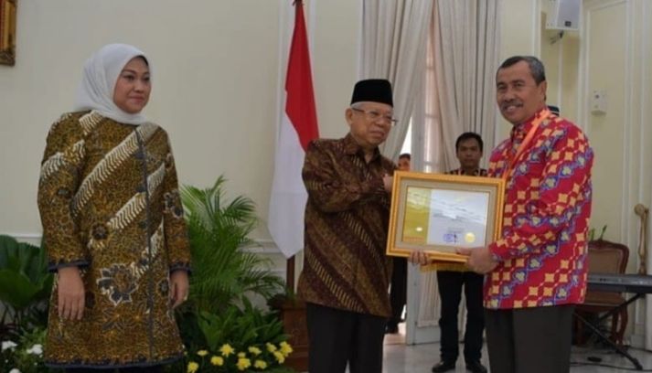 Diserahkan Wapres Ma'aruf Amin, Gubernur Riau Terima Penghargaan Paramakarya
