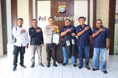 HPN 2023, Kapolres Inhu Terima Penghargaan Dari PWI Kabupaten Inhu
