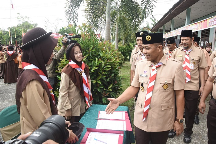 Hujan Tak Padamkan Semangat Peserta Kemah Akbar Pramuka Darussalam