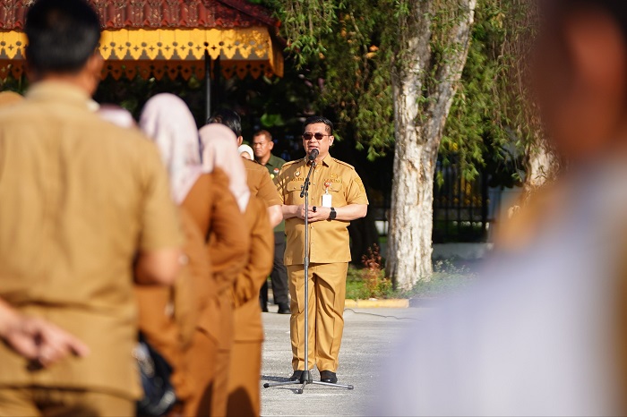 WOW...Pemprov  'Cuci Gudang'  307 Pegawai di Sekretariat DPRD Riau