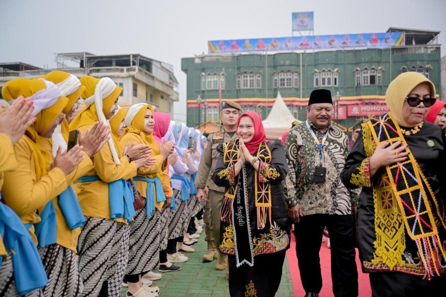 Bupati Kasmarni Hadiri Porseni IGTKI Riau 2026