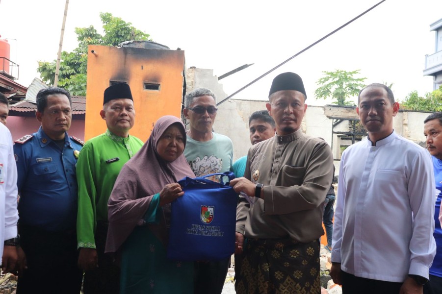 Dinsos Pekanbaru Sudah Salurkan Bantuan untuk Ratusan KK Korban Kebakaran