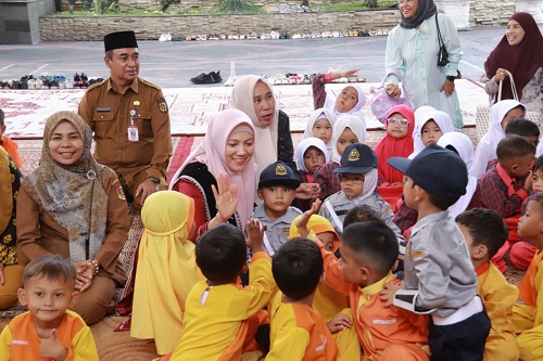 Bunda PAUD Pekanbaru Ajak Guru-guru PAUD Utamakan Sabar dalam Mendidik Murid