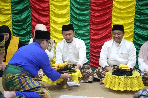 Besok Agung  Nugroho  Ditabalkan Sebagai Datuk Bandar Setia Amanah