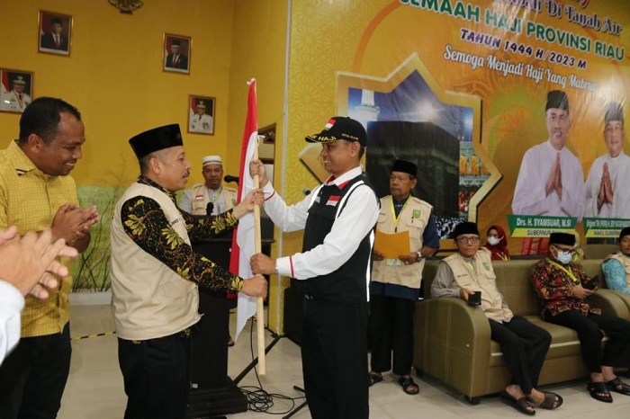 Jemaah Haji Kloter BTH -11 Asal Kabupaten Pelalawan Tiba di DHA Provinsi Riau