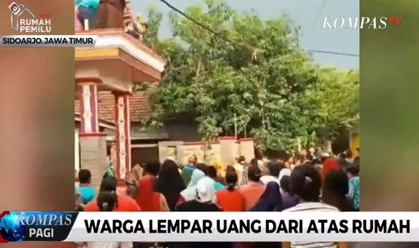 Hujan Duit Ratusan Ribu di Sidoarjo, Ternyata Pelakunya Tukang Bakso Kaya Lagi Sukses, Katanya '' Buat Shodaqoh...''