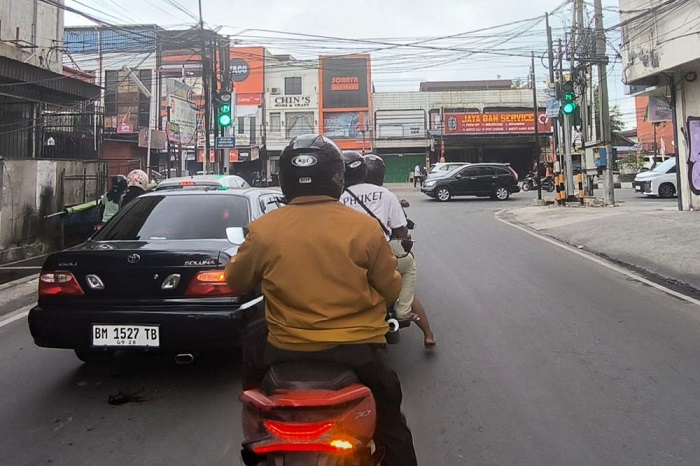 Taffic Light Tuanju Tambusai-Paus Dinilai Efektif Urai Kemacetan