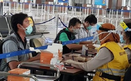 Gunakan 7 Penerbangan, 1.300 TKI Mendarat di Soekarno-Hatta, Menhub Minta Pengawasan Diperketat