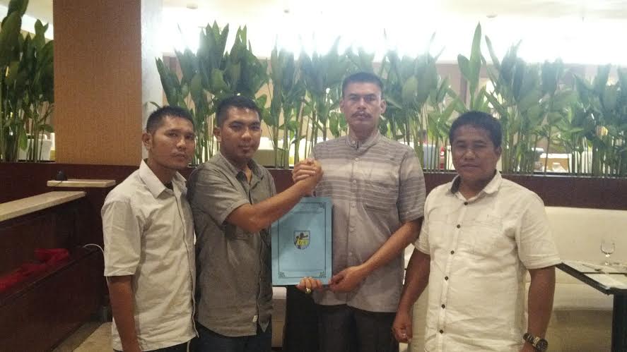 DPD KNPI Riau Serahkan SK Pengurus DPD KNPI Rohul
