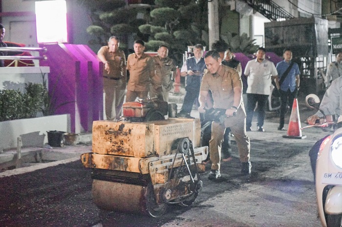 Komitmen Pemko Pekanbaru Bangun Infrastruktur,  29 Ruas Jalan Dioverlay Jelang Akhir Tahun