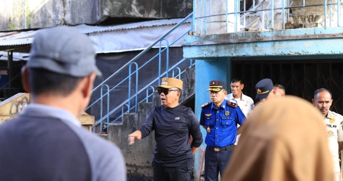 Bupati Asmar Pimpin Apel Petugas Kebersihan
