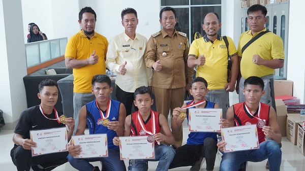 Bupati dan Wakil Bupati Rohil Sambut 5 Atlet Wushu Peraih Medali  di Kejurnas