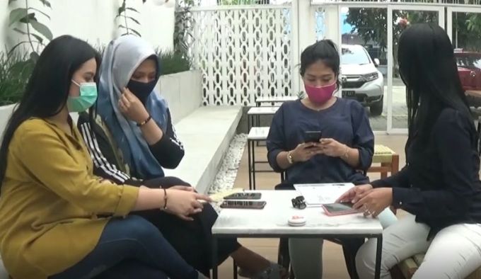 Uang Arisan Online Rp 3 Miliar Melayang, 4 Mahasiswi Cantik Lapor Polisi, Begini Ceritanya...