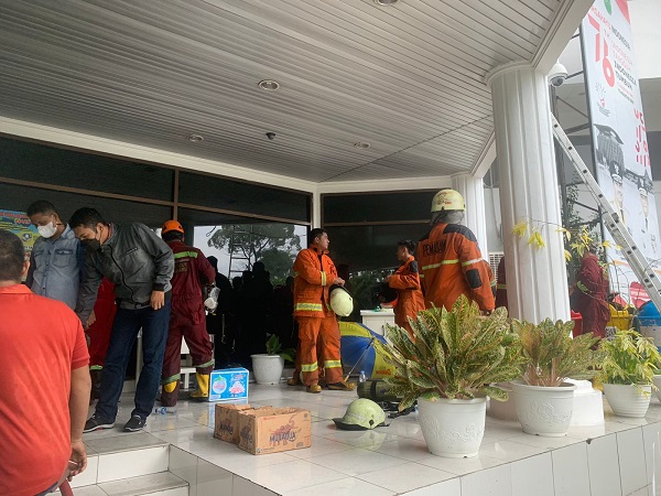 Kantor Bappeda Riau di Gajah Mada Terbakar, Polisi Amankan Seorang Pria