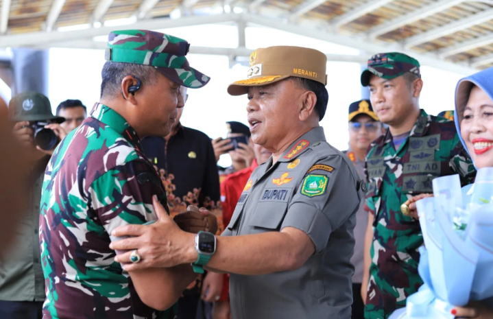Bupati Asmar Sambut Hangat Kunjungan Danrem 031/WB di Selatpanjang