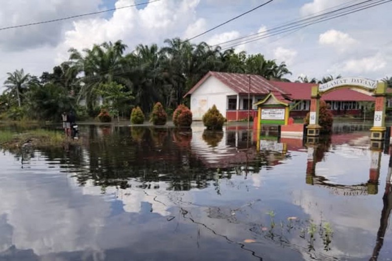 Inhil  Berlakukan Tanggap Darurat Banjir Selama 14 Hari