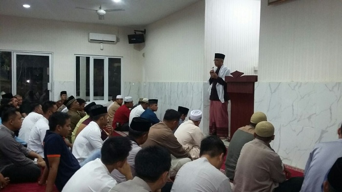Subhanallah, Polres Rohil Gelar Shalat Gerhana Bulan