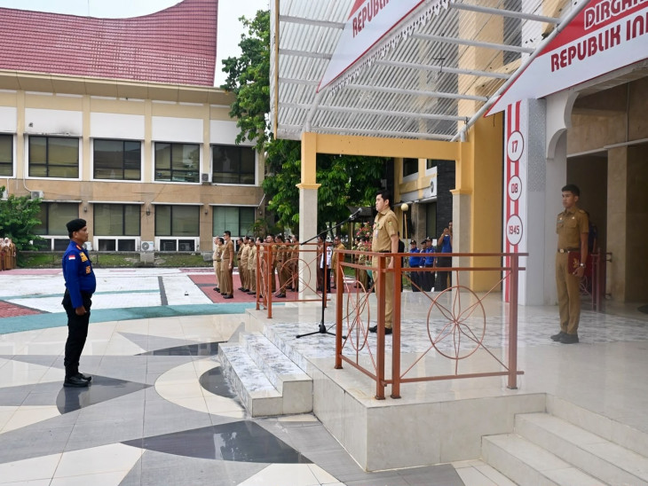Sekda Kampar Pimpin Apel Gabungan, Tekankan Disiplin ASN dan Penguatan Kinerja OPD