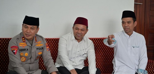 Halal Bihalal Gubri Wahid ke Rumah UAS