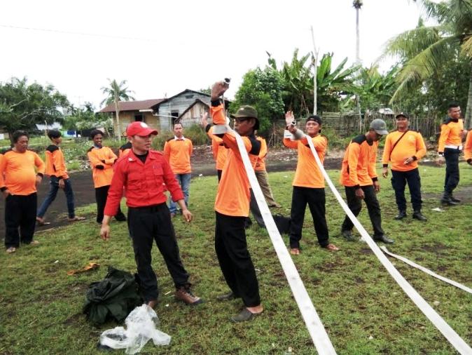Begini Caranya Teknik MPA Padamkan Karhutla di Pulau Padang
