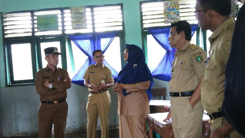Wabup Said Hasyim Tinjau UNKP di SMP Kecamatan Rangsang