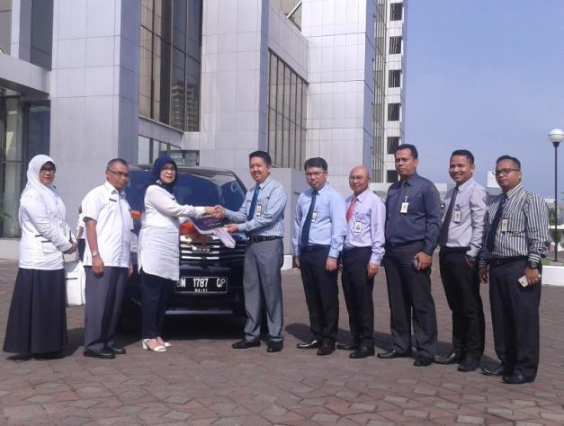 BRK Beri Bantuan Mobil untuk BKPAD Riau