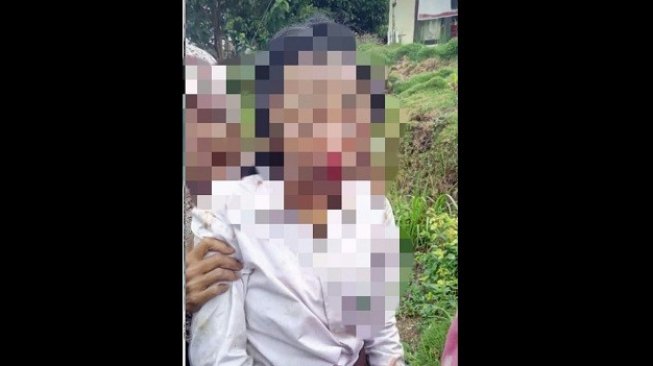 Siswi SMP Dianiaya dan Diperkosa Pelaku Misterius Saat Pergi ke Sekolah