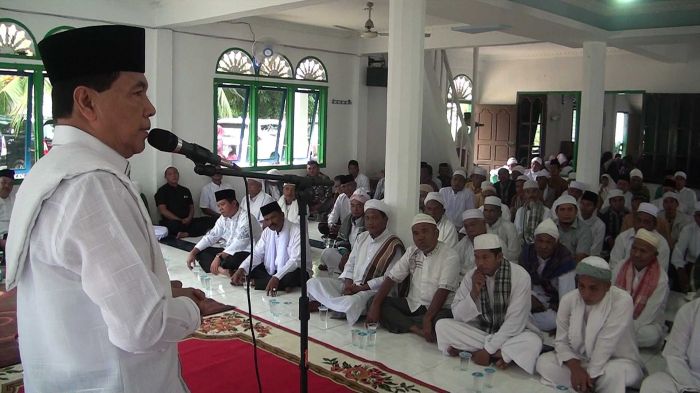 Julukan Rohul Diganti Bupati Suparman, Achmad Tak Marah