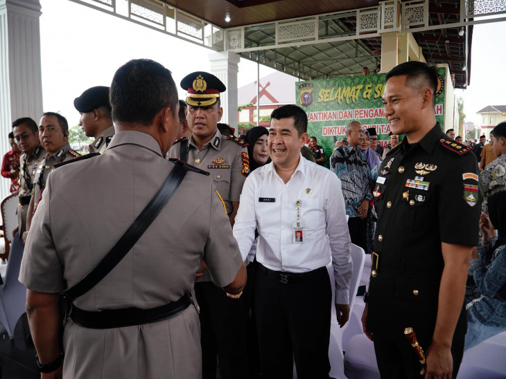 Pj Sekda Kampar Hadiri Pelantikan Diktukba Polri Angkatan 53 Tahun 2025