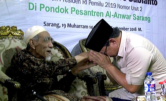 ASTAGA...Doakan Prabowo Pemimpin di depan Joko Widodo, Kiyai Maimun Zubair Didatangi Romahurmuziy, Ini yang Terjadi...