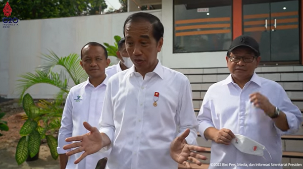 Rencana Kenaikan Harga BBM Subsidi, Jokowi: Hari Ini Akan Diserahkan Kepada Saya hitungan dan Kalkulasinya...